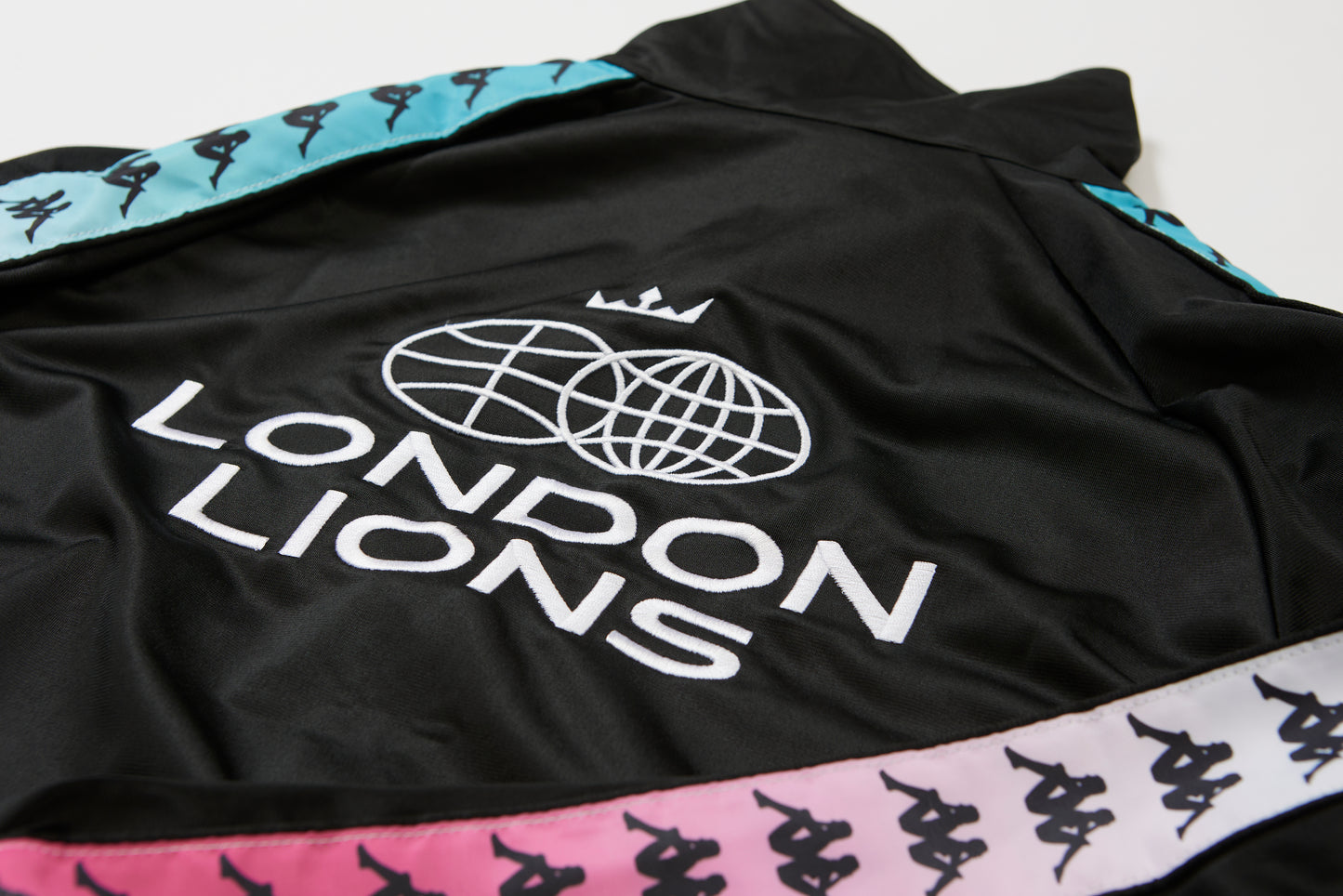 Limited Edition Kappa & London Lions City Tracksuit Top - Black